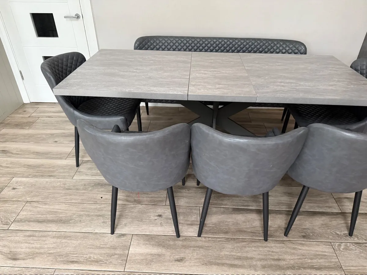 Kitchen Table & Chairs with Bench - Image 3