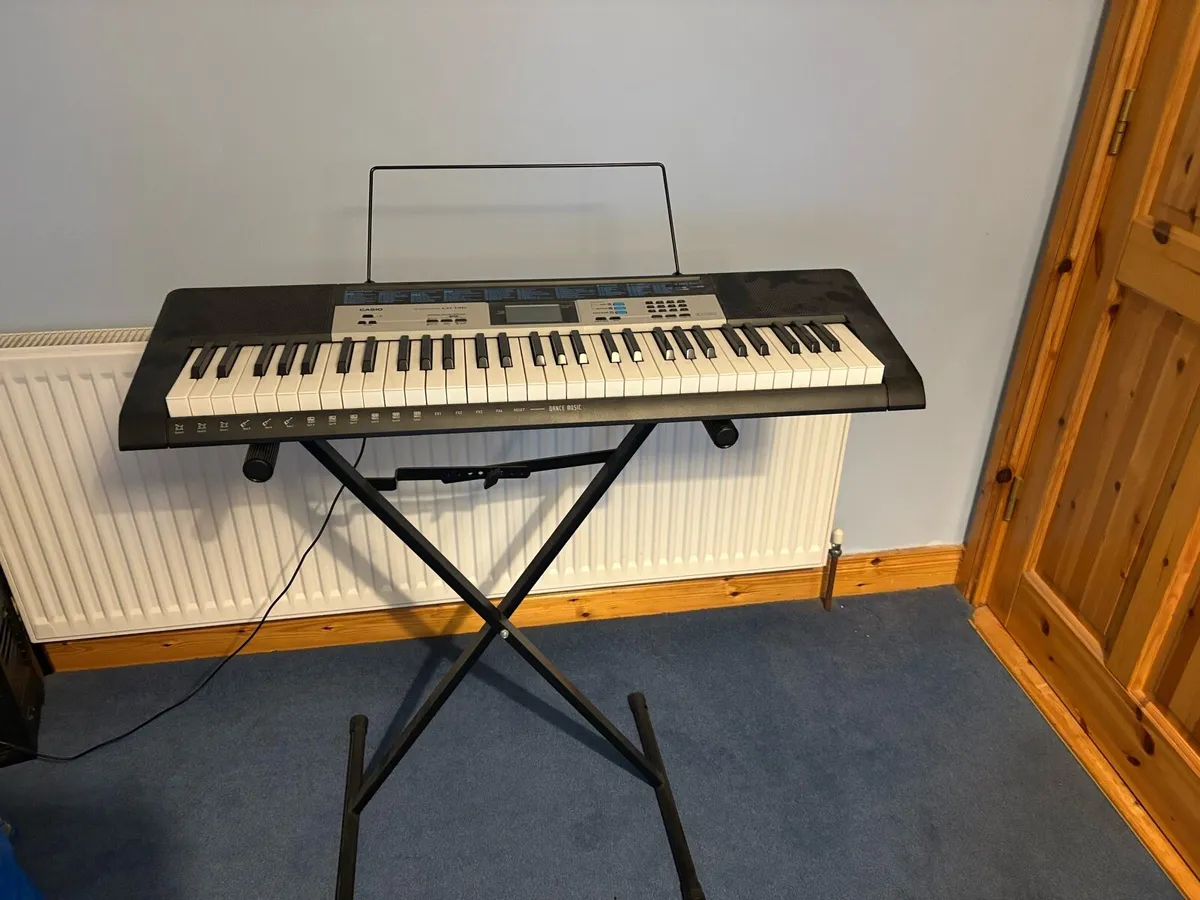 Casio keyboard - Image 1