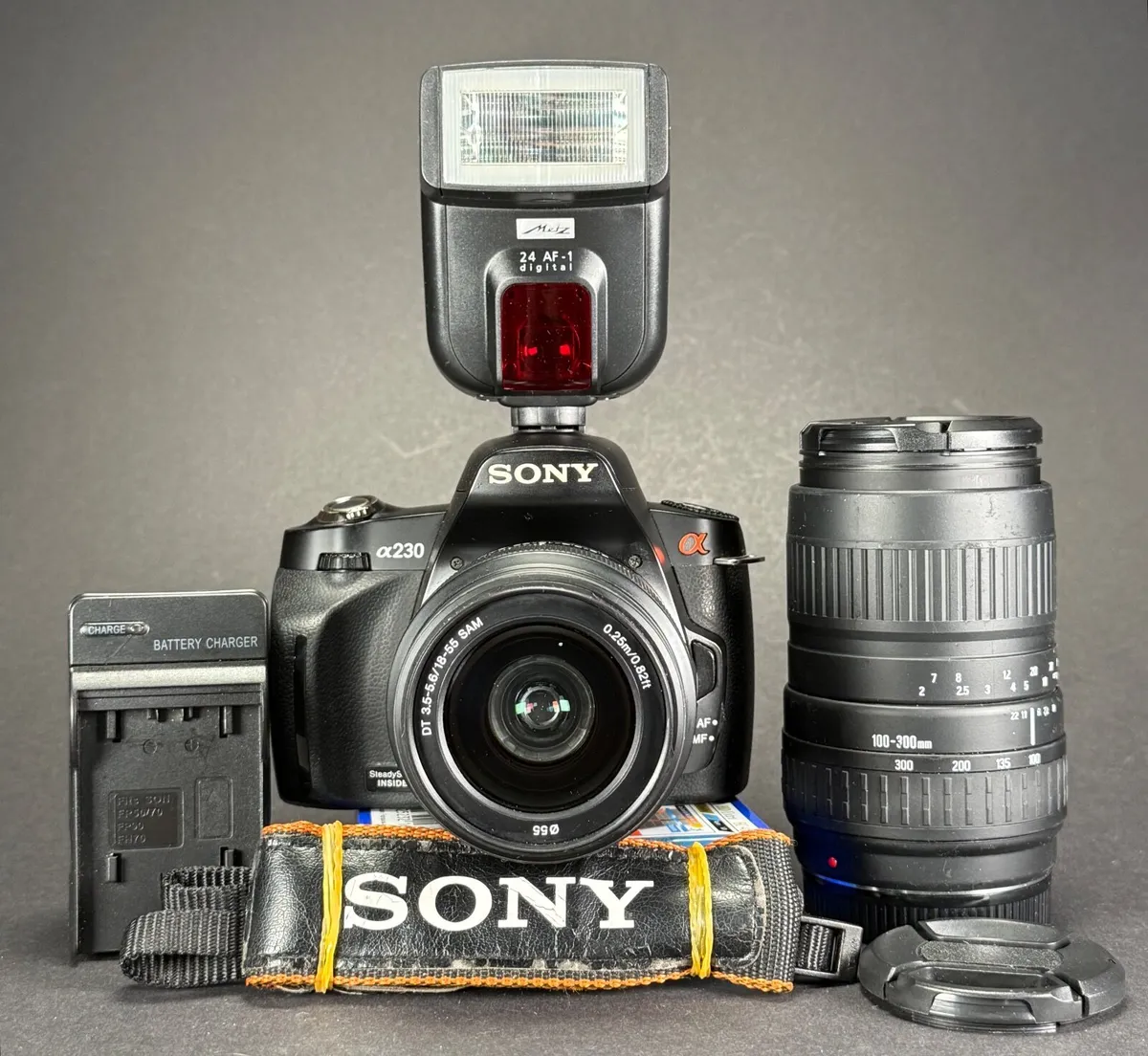 Sony Alpha DSLR-A230 kit - Image 1