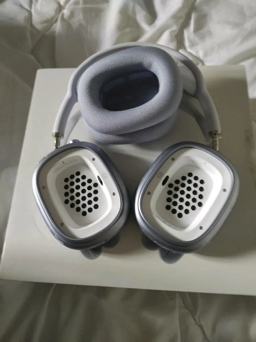 Airpods max USB-C - Image 3