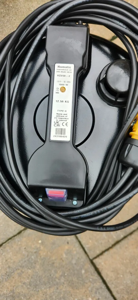 Numatic Hazardous Dust Hoover - Image 2
