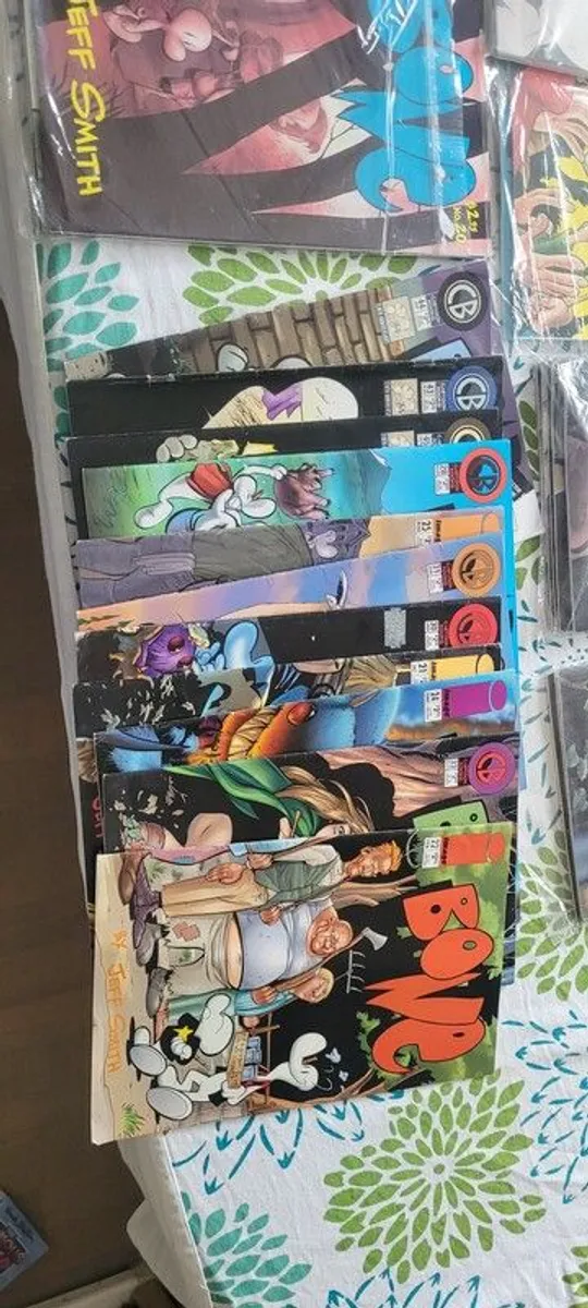 bone comic in good condition in plastic pockets - Image 1