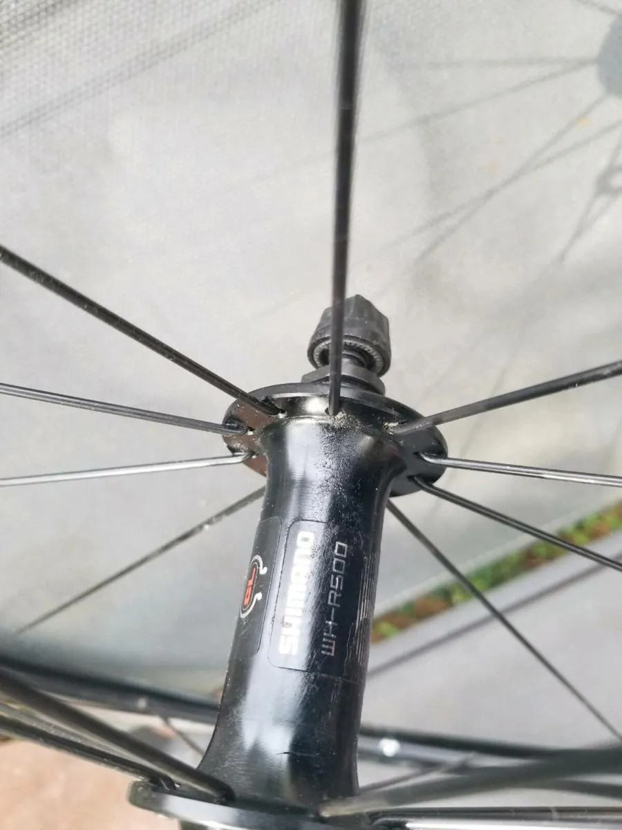 Shimano RS500 front wheel - Image 2