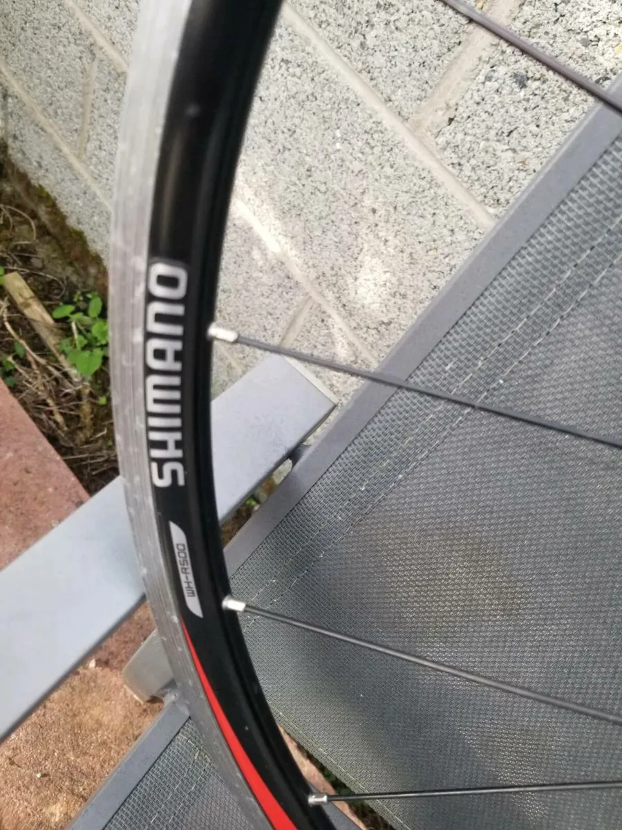 Shimano RS500 front wheel - Image 4