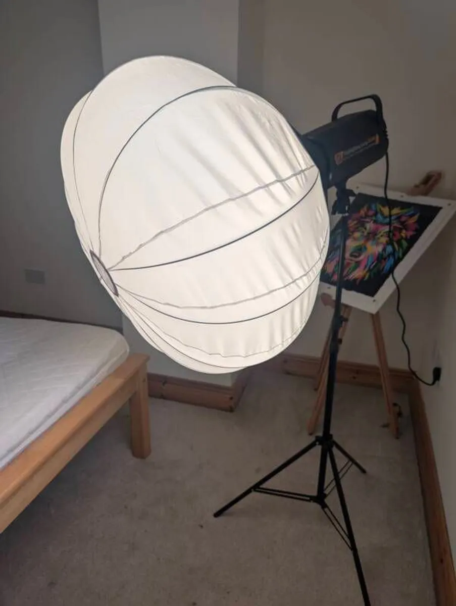 Softbox Photography Lighting 300w - Image 1