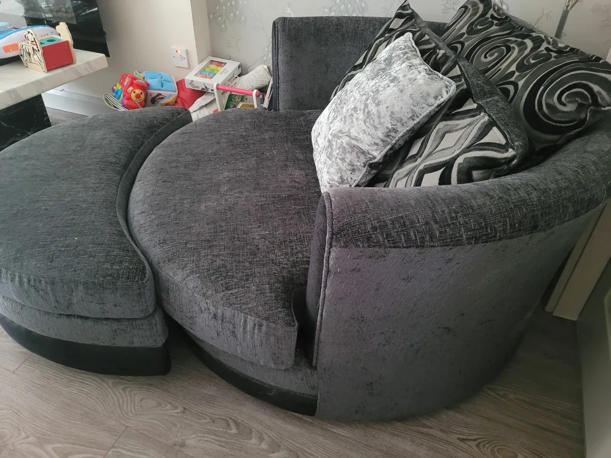 Two piece suite (Three seater sofa and circula - Image 3