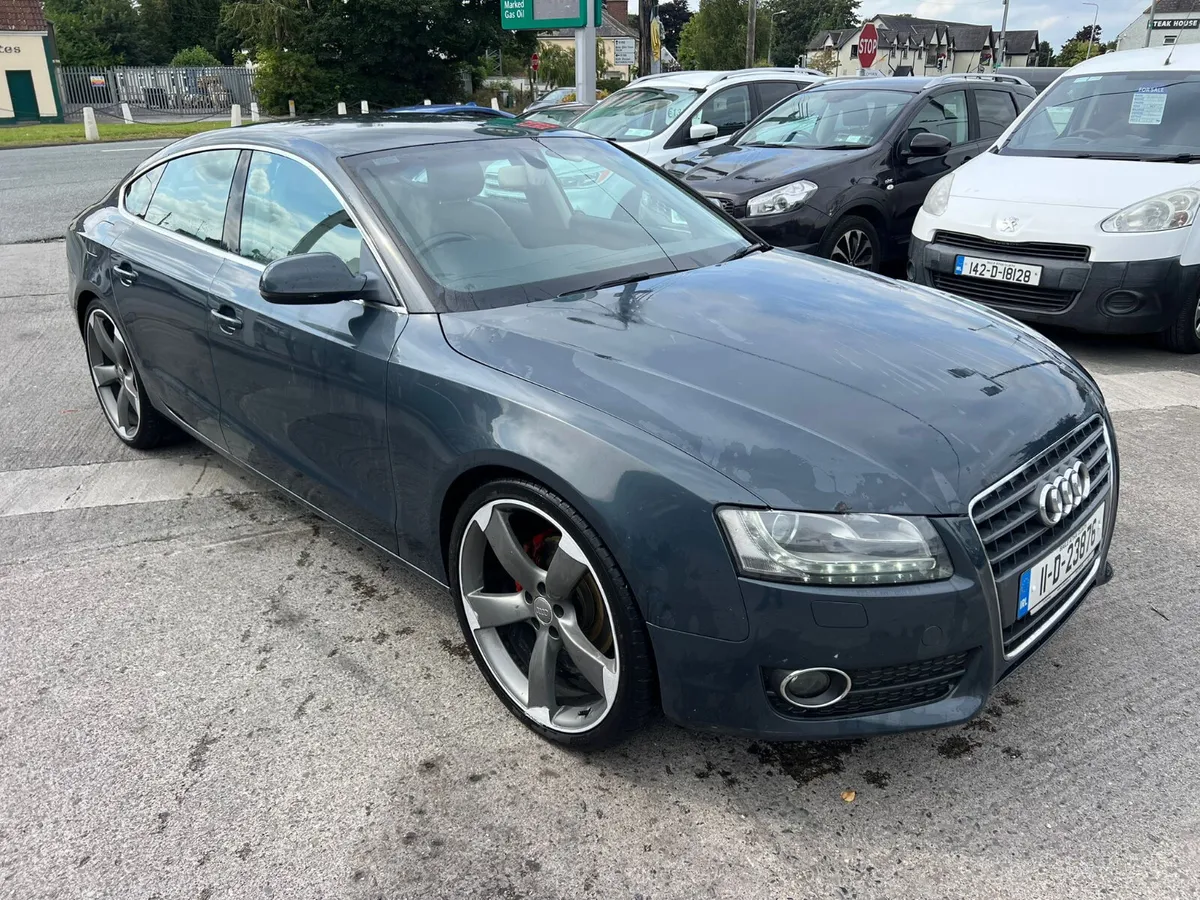 Audi A5 2011 - Image 1