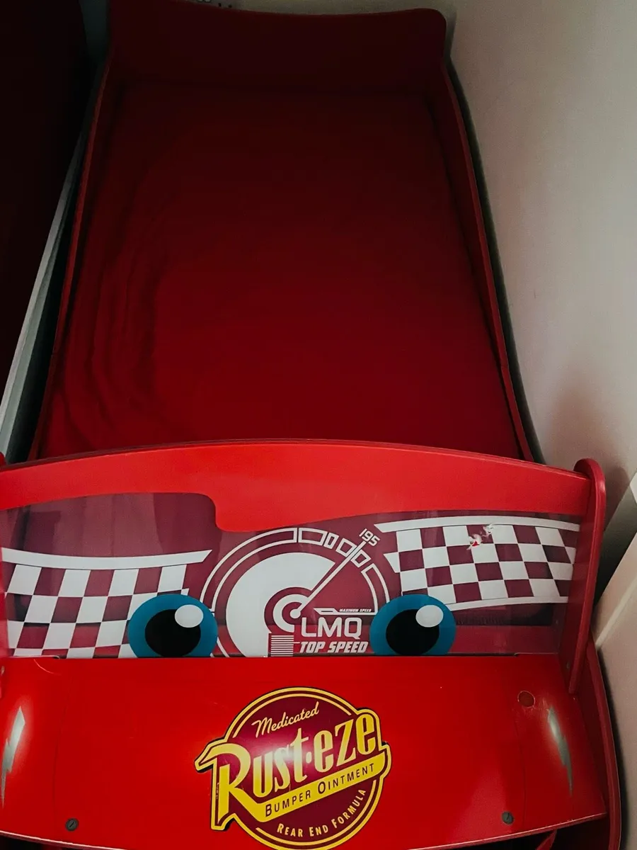 Kids bed - Image 1