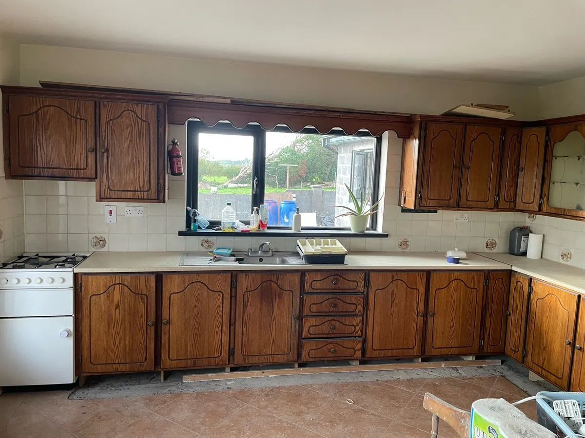 Kitchen - Image 4