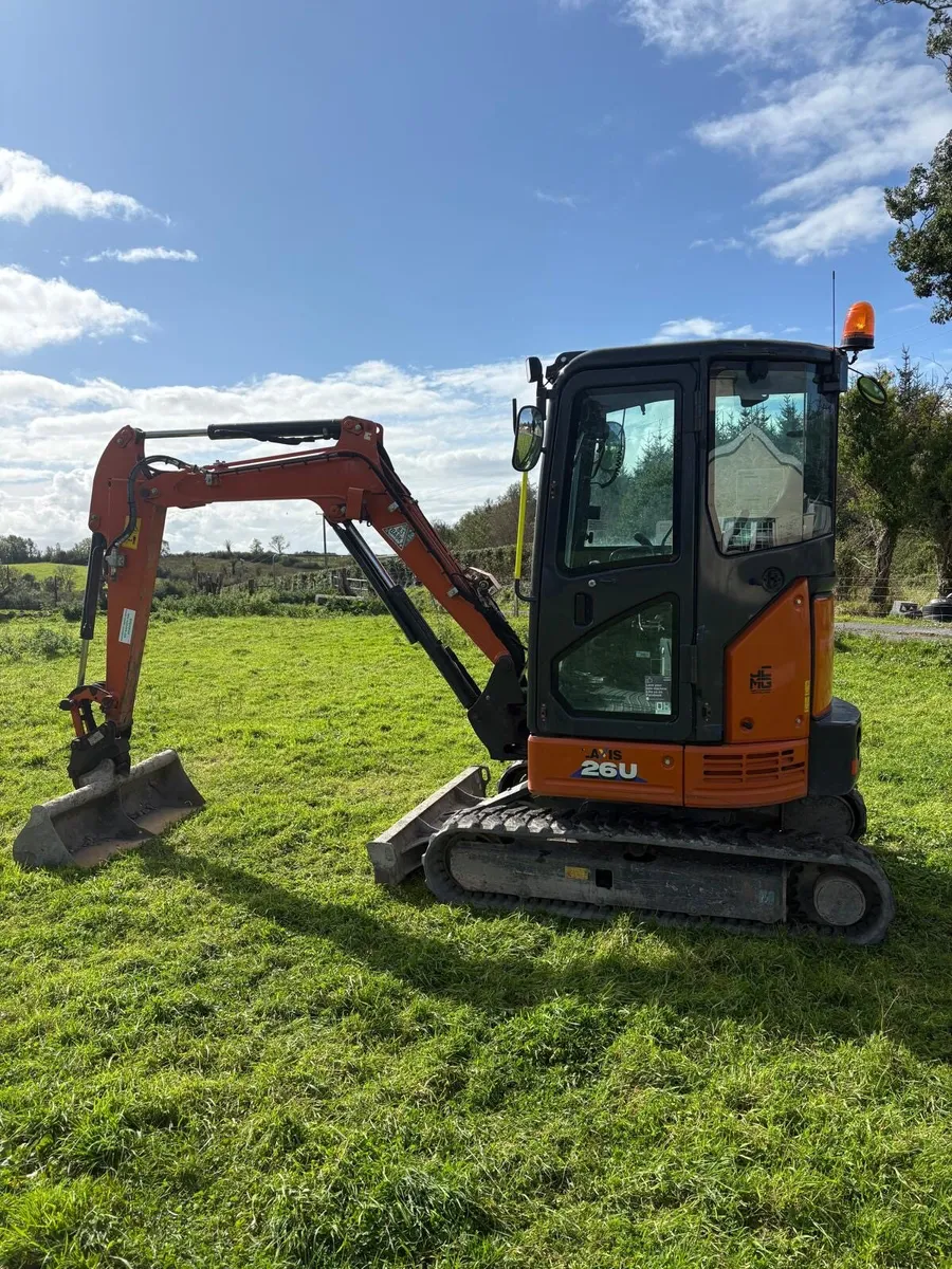 Hitachi 26U - Image 4