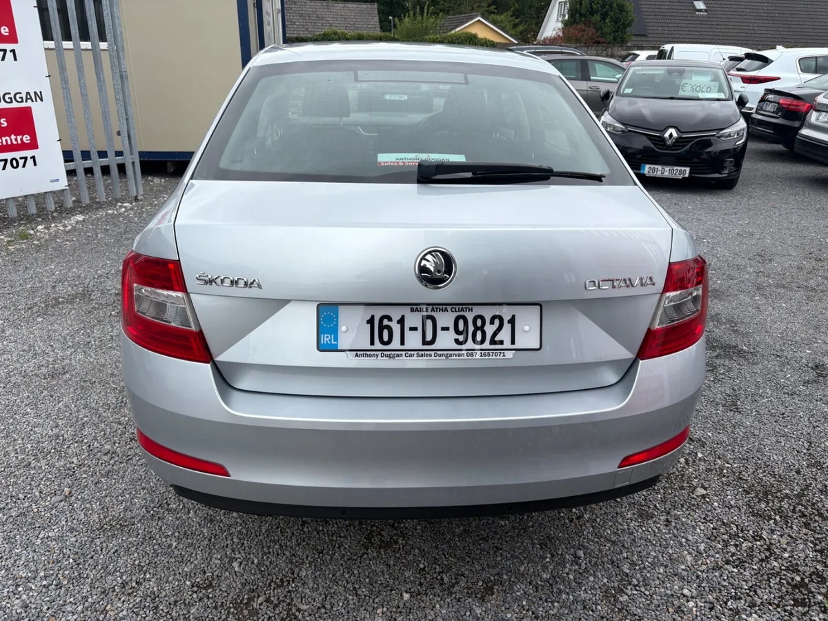 2016 Skoda Octavia DSG - Image 4