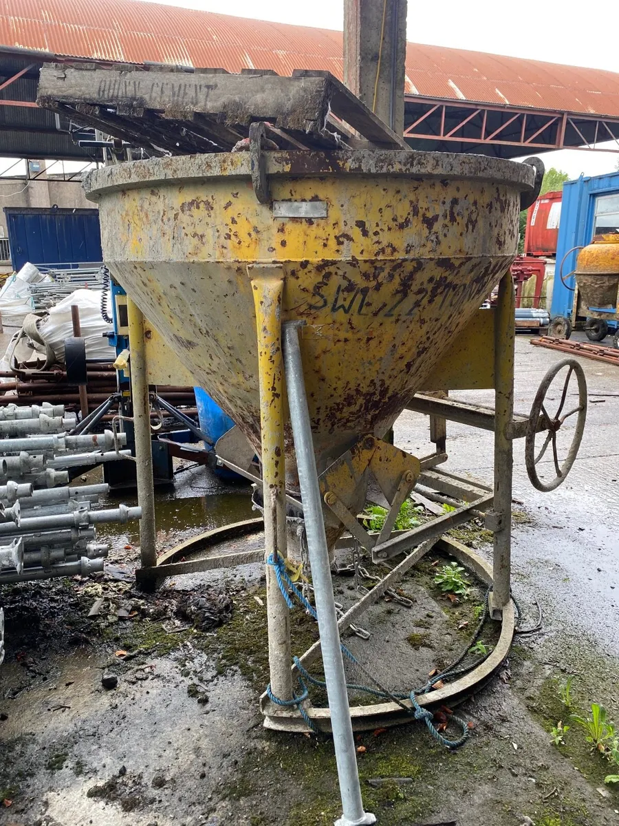 Concrete skip