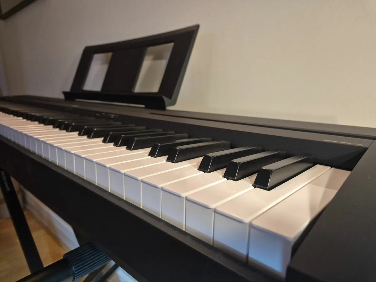 YAMAHA P-45B Digital Piano - Image 4