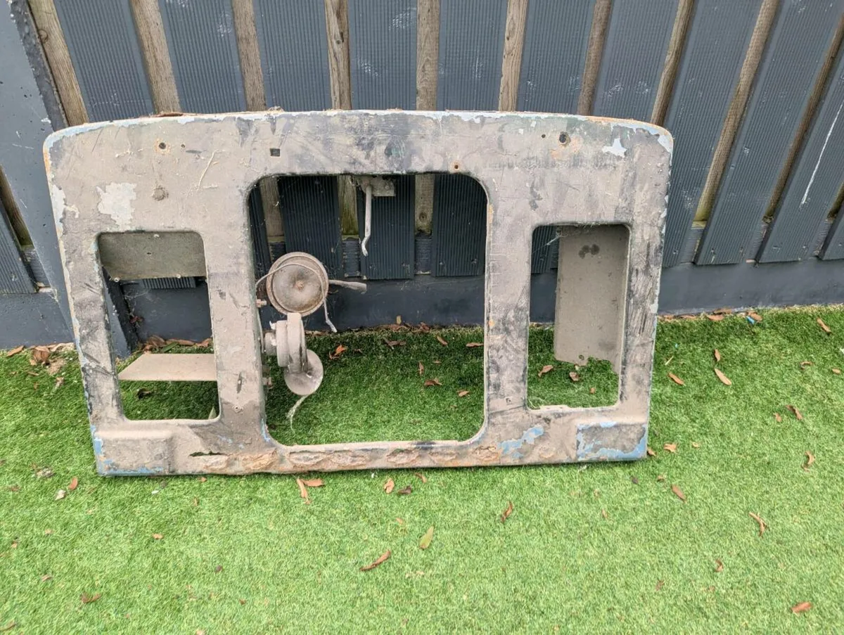 Land Rover Series 3 parts - Image 2