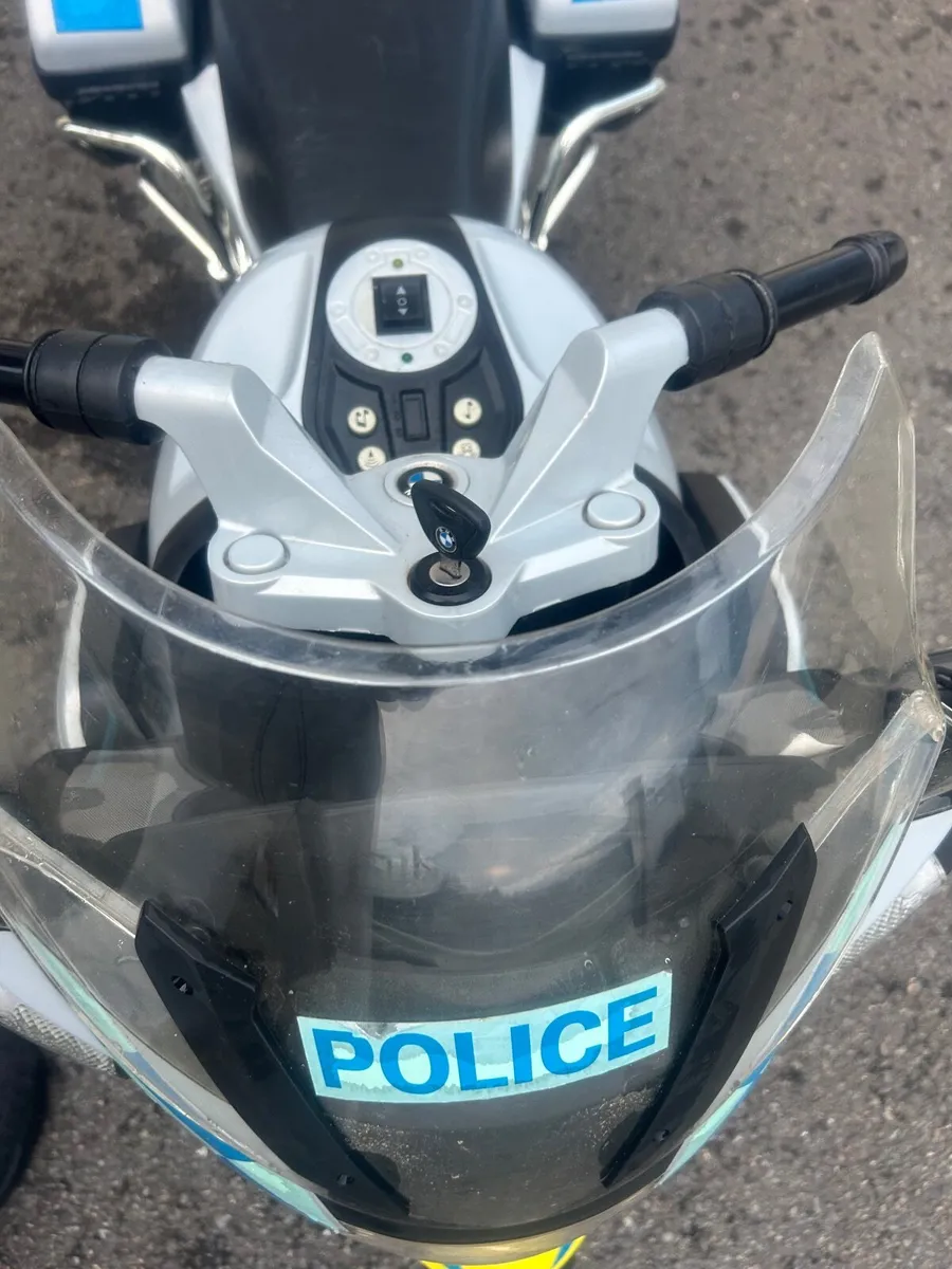 Police motor bike kids - Image 3
