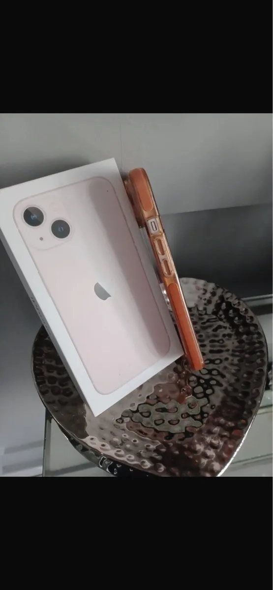 iPhone 13 pink - Image 2
