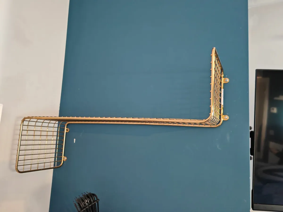 Gold Shelf