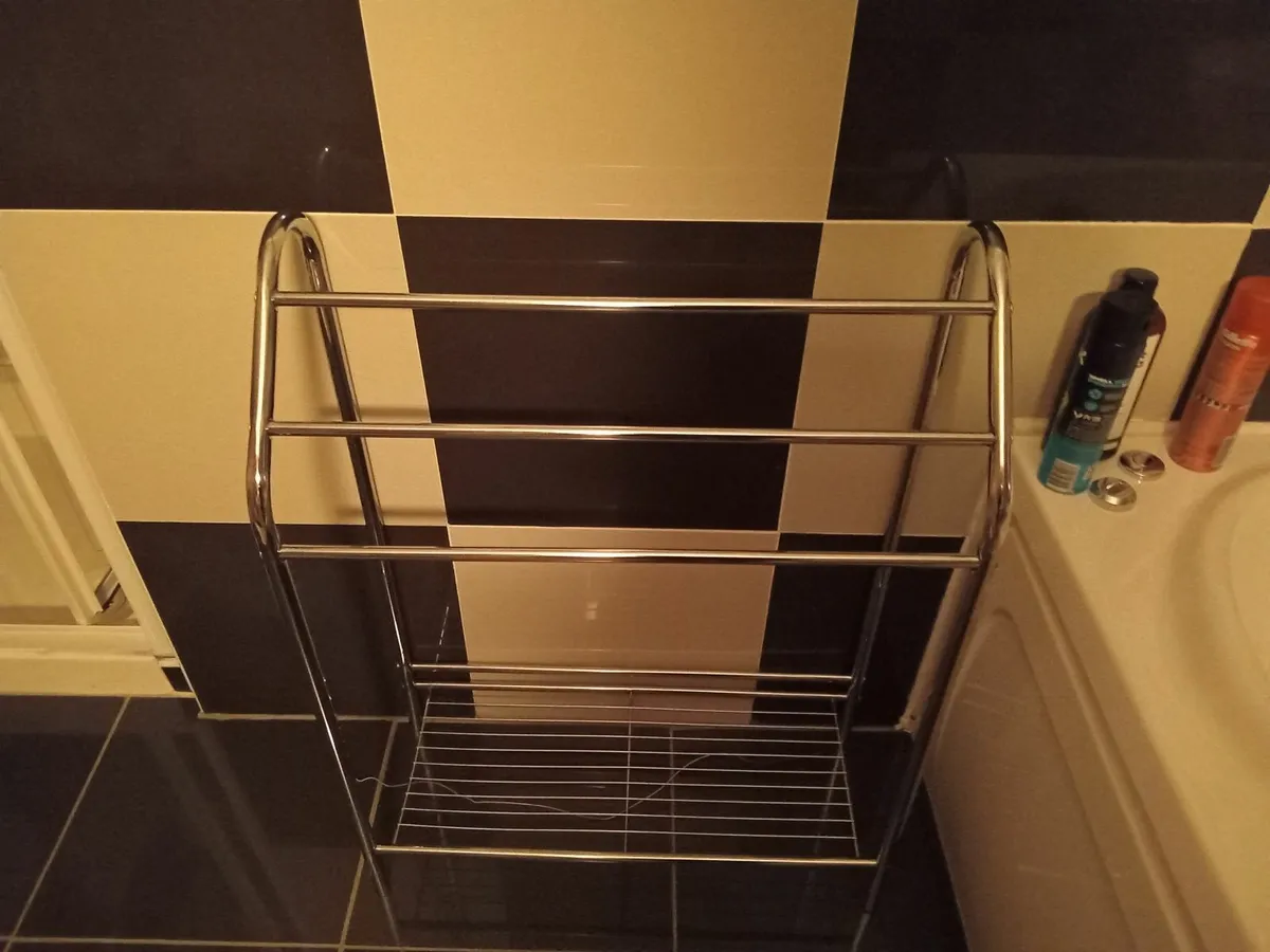 Clothes airer - Image 1