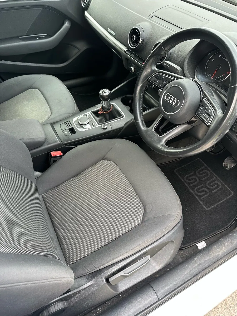 2016 Audi A3 Hatchback - Image 4