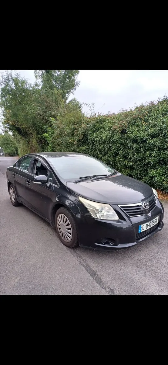 TOYOTA AVENSIS 2010 - Image 2