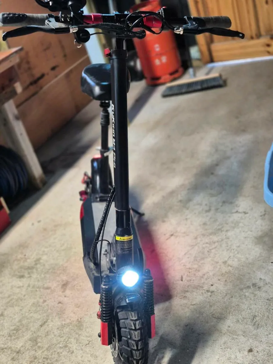 KugooKirin M4 Pro Folding Electric Scooter - Image 3