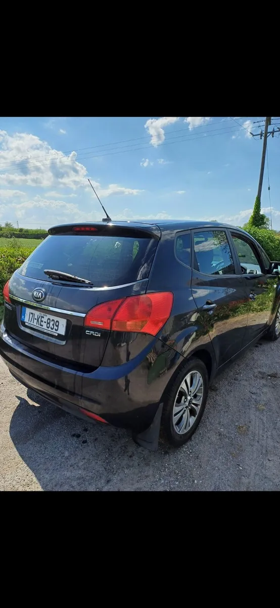KIA VENGA 2017 DIESEL - Image 2