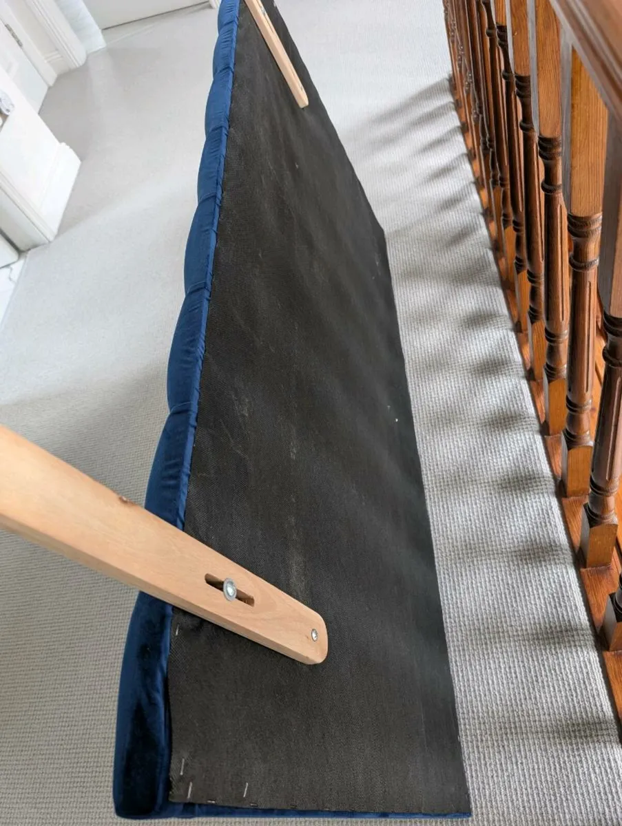 Blue velvet headboard for double bed - Image 3