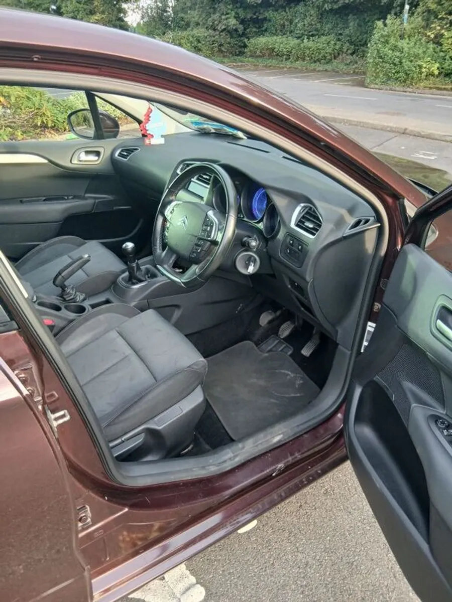 2011 Citroen C4 vtr - Image 3