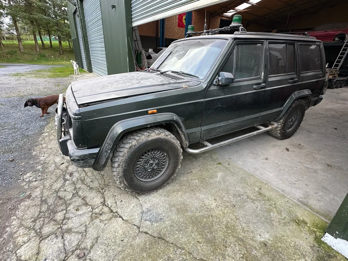 Jeep Cherokee 4.0 - Image 2