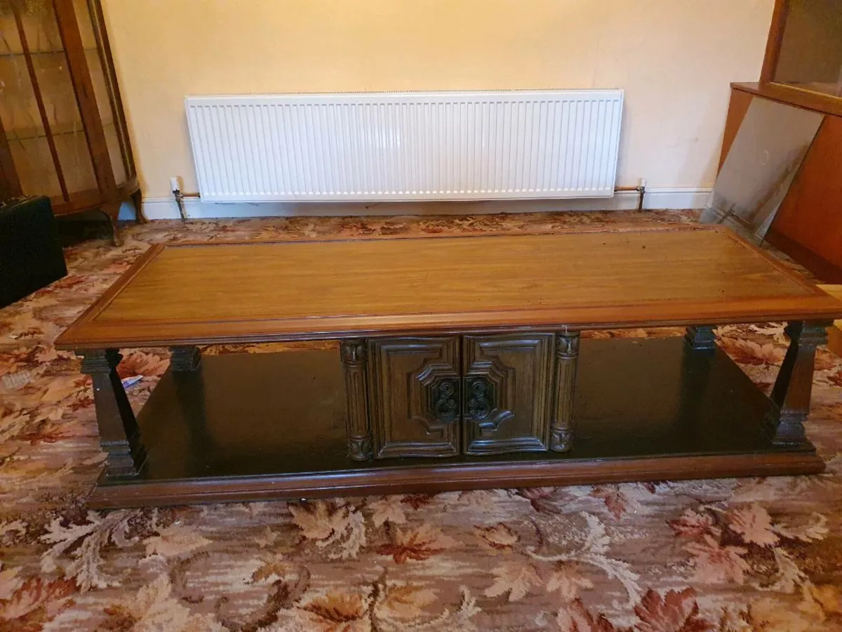 Coffee table - Image 1