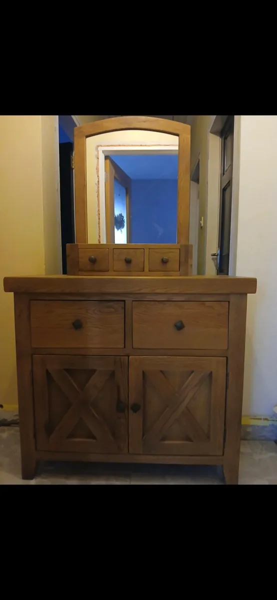 Solid oak unit