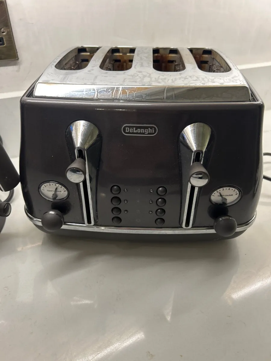 Kettle and toaster - Image 3