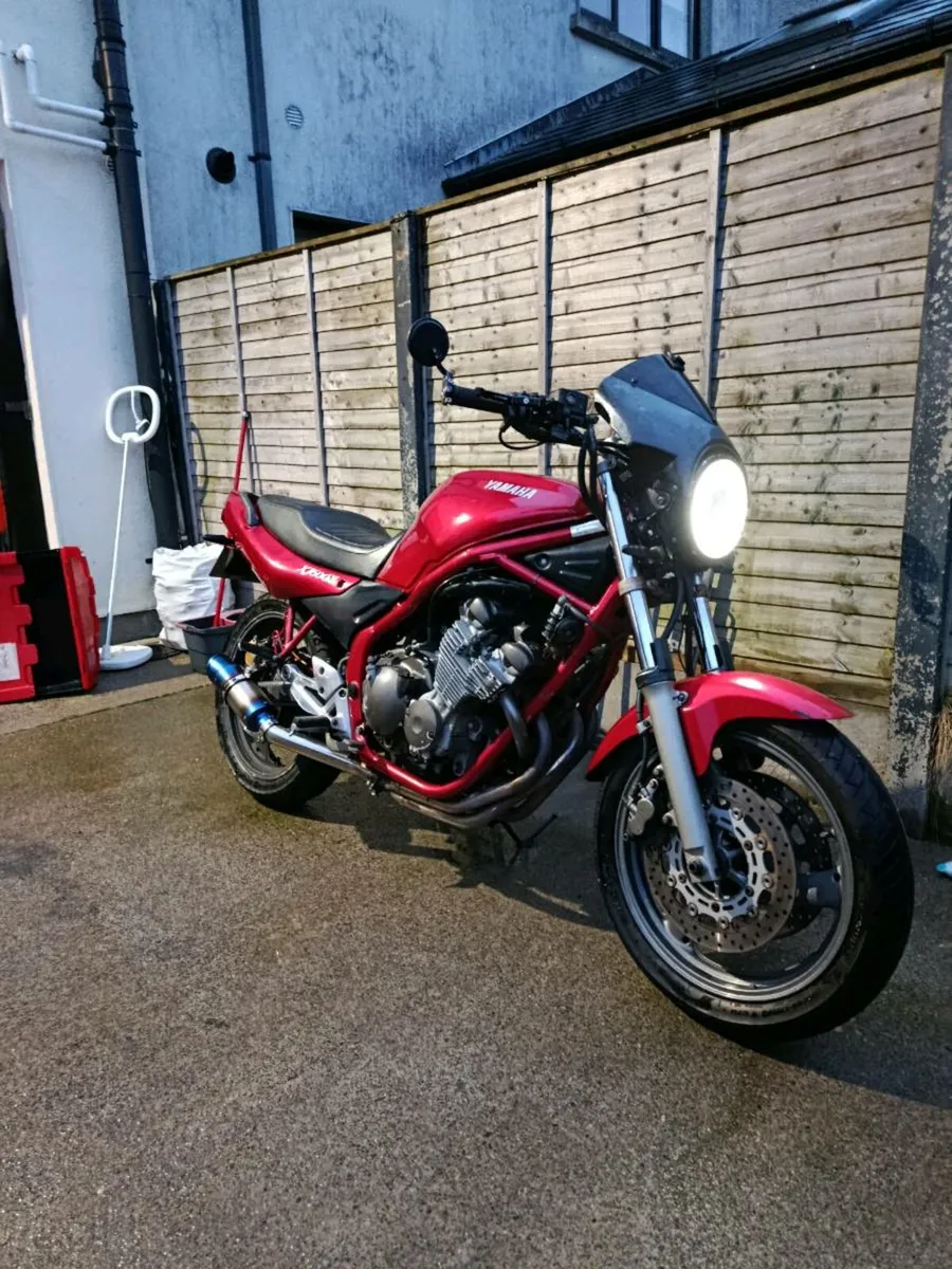 Xj600n - Image 1
