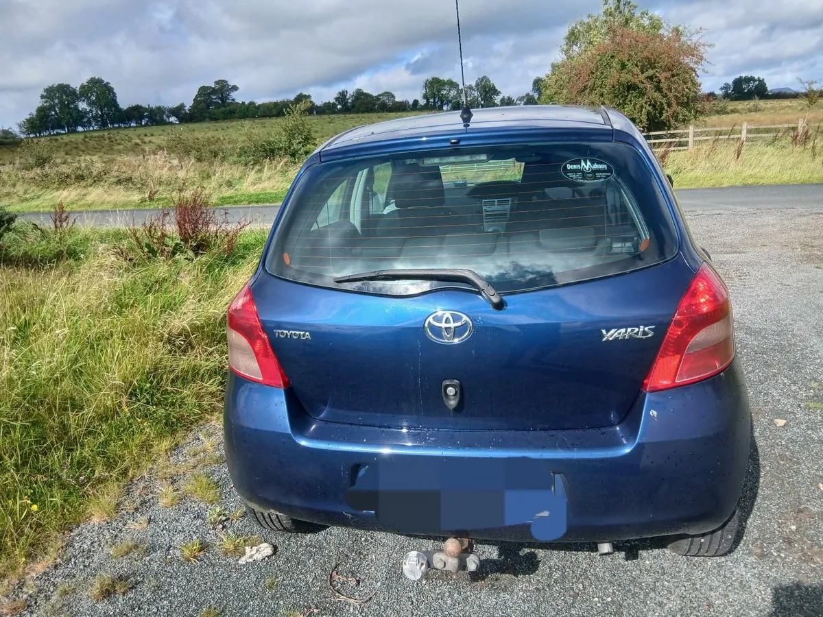 Toyota Yaris 2008 - Image 4