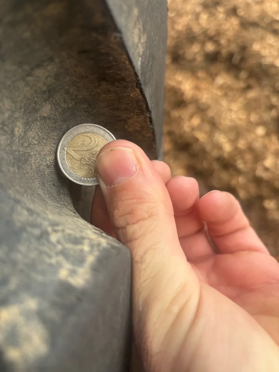 Michelin 900/60/42 - Image 2