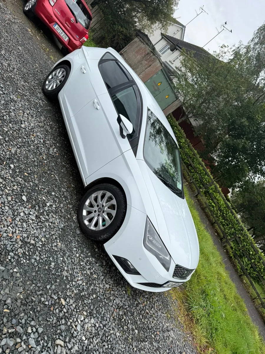Seat Leon With CarPlay - Image 1