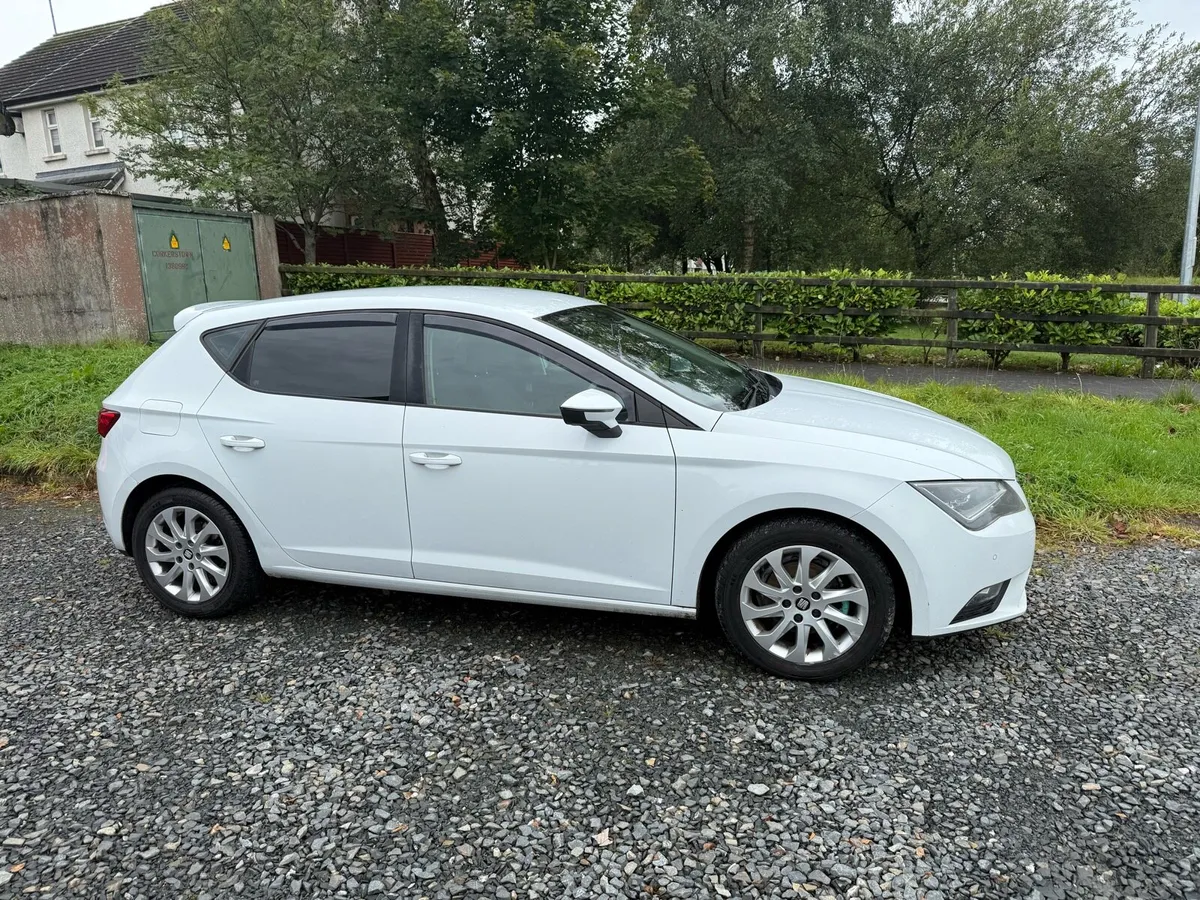 Seat Leon With CarPlay - Image 2