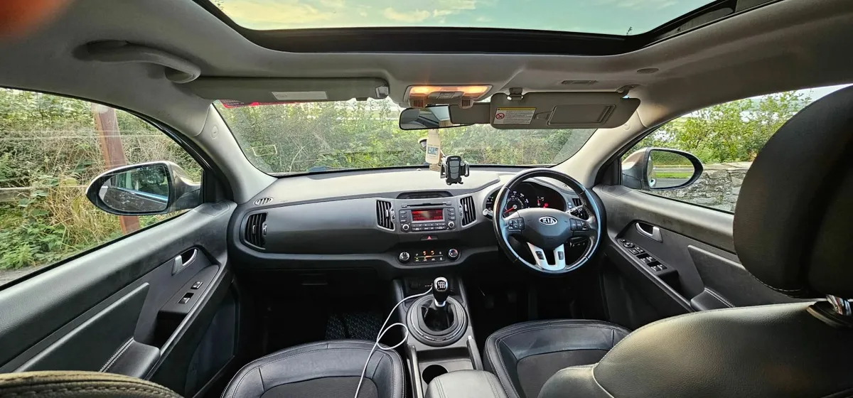 Kia Sportage 2012 - Image 2