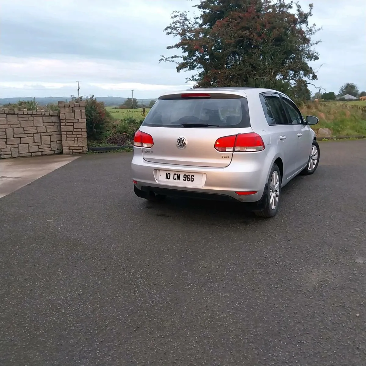 Vw golf car - Image 4
