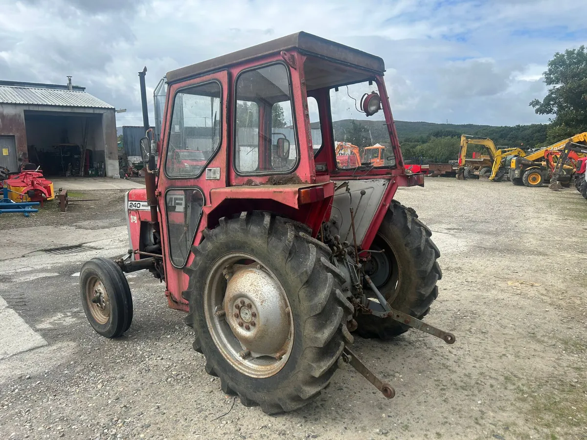 Massey Ferguson 240 - Image 4