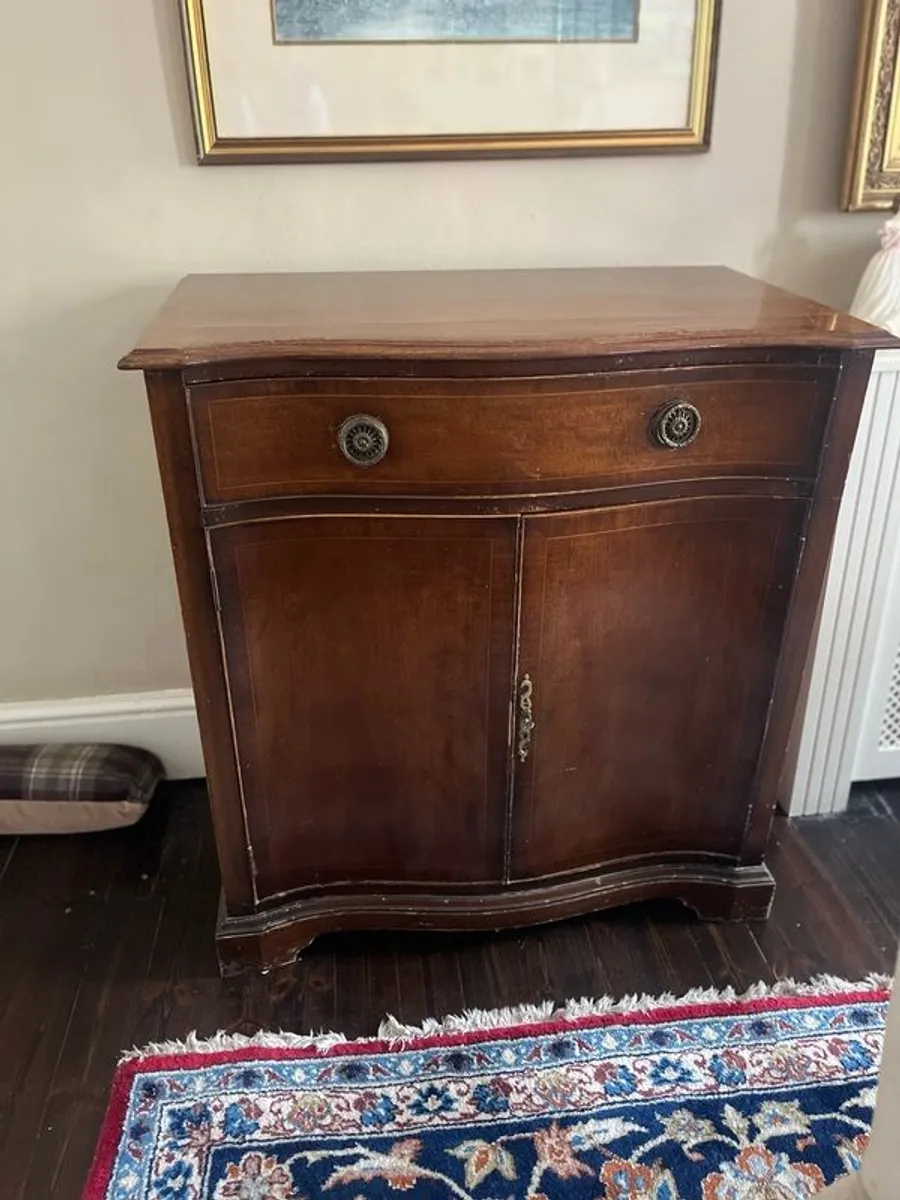 Mahogany storage cabinet - Image 1