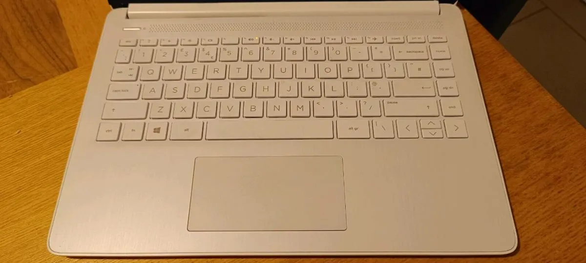 HP 14 inch laptop for sale - Image 4