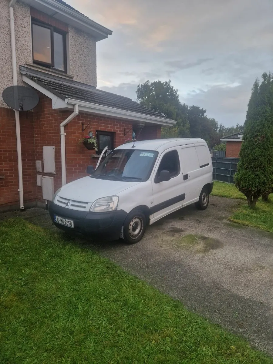 Citroen Berlingo 2010 - Image 1