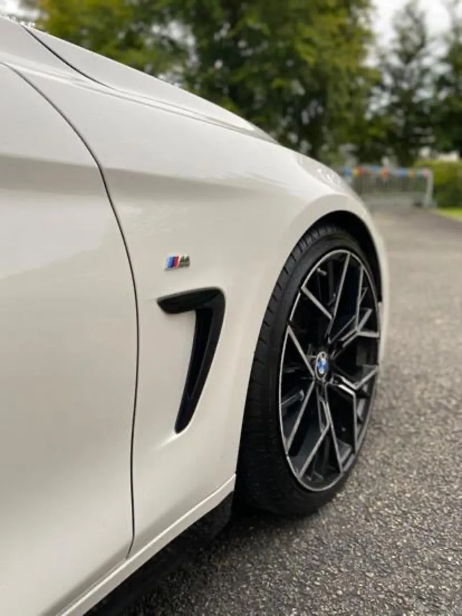 BMW 4 Series M-SPORT AUTO - Image 4