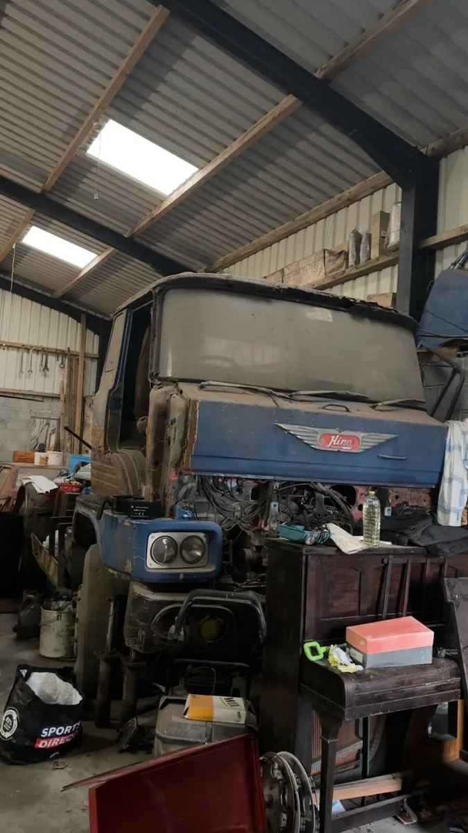 Hino 336 - Image 1