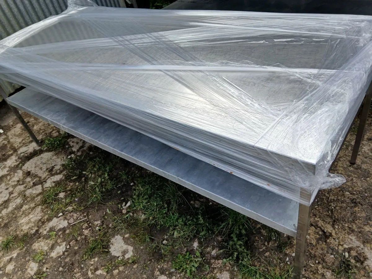 Staneless cabbinet work bench delivered - Image 4