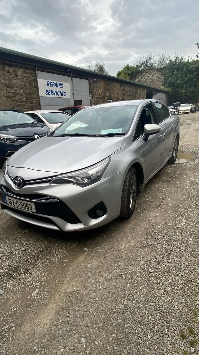 162 TOYOTA AVENSIS 2.0D4D LUNA - Image 3