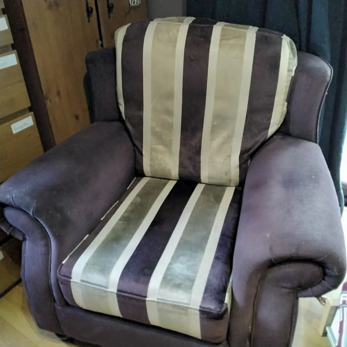 Free armchair - Image 2
