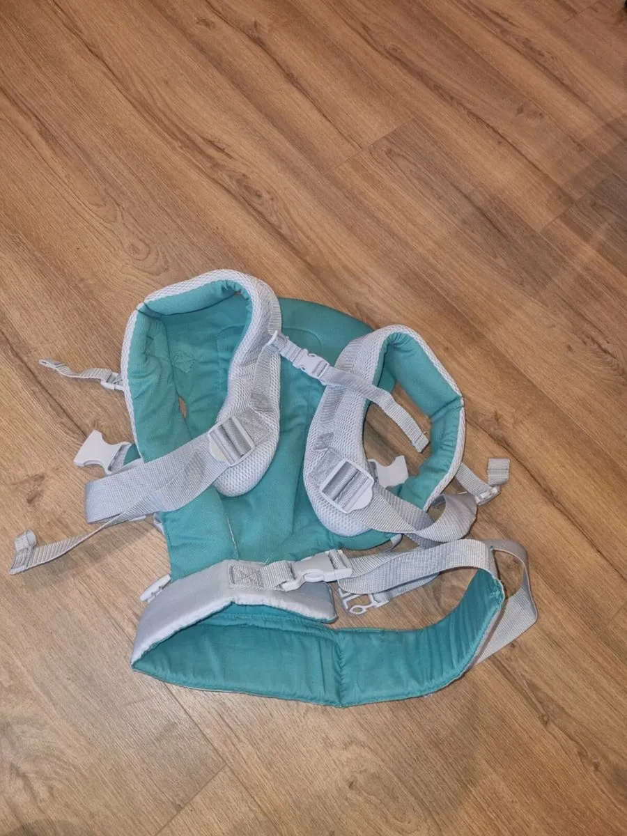 Infantino Baby Carrier - Image 3