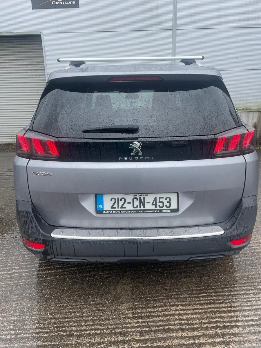Car - Image 2